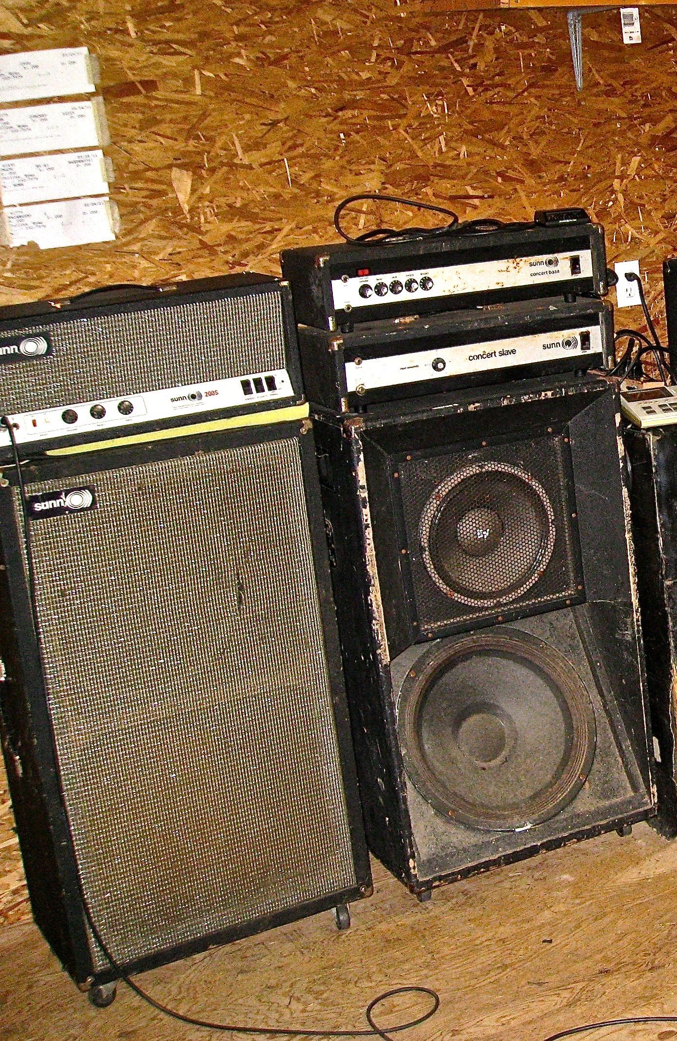 garage rigs copy 5.jpg