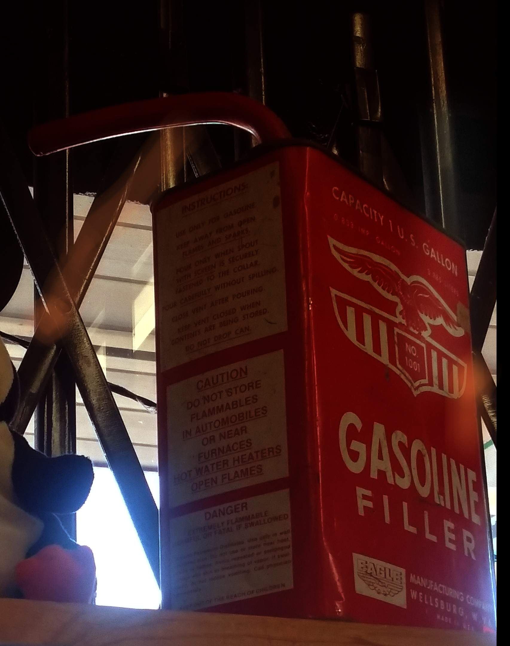 gas can.jpg