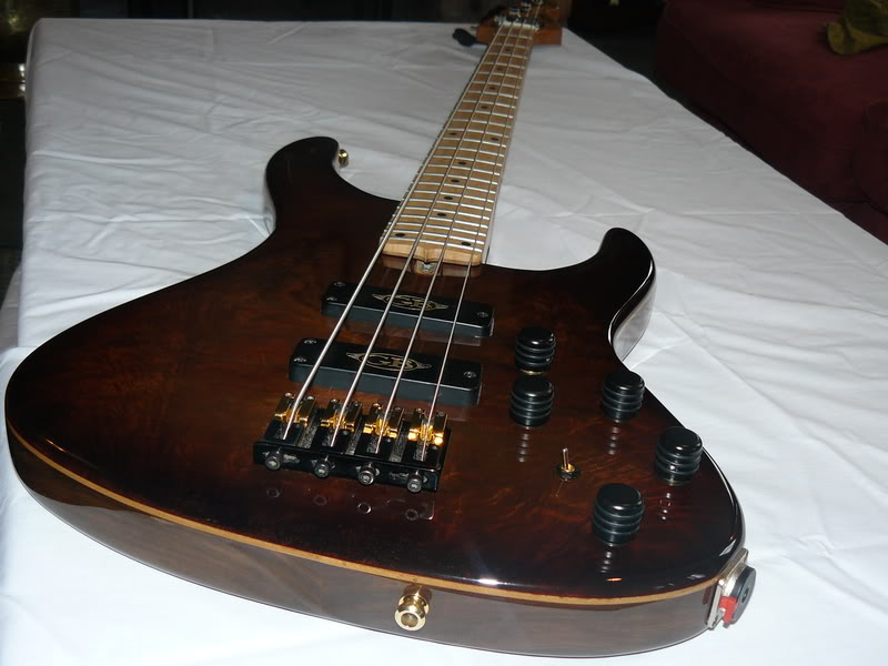 gbbass003-1.jpg