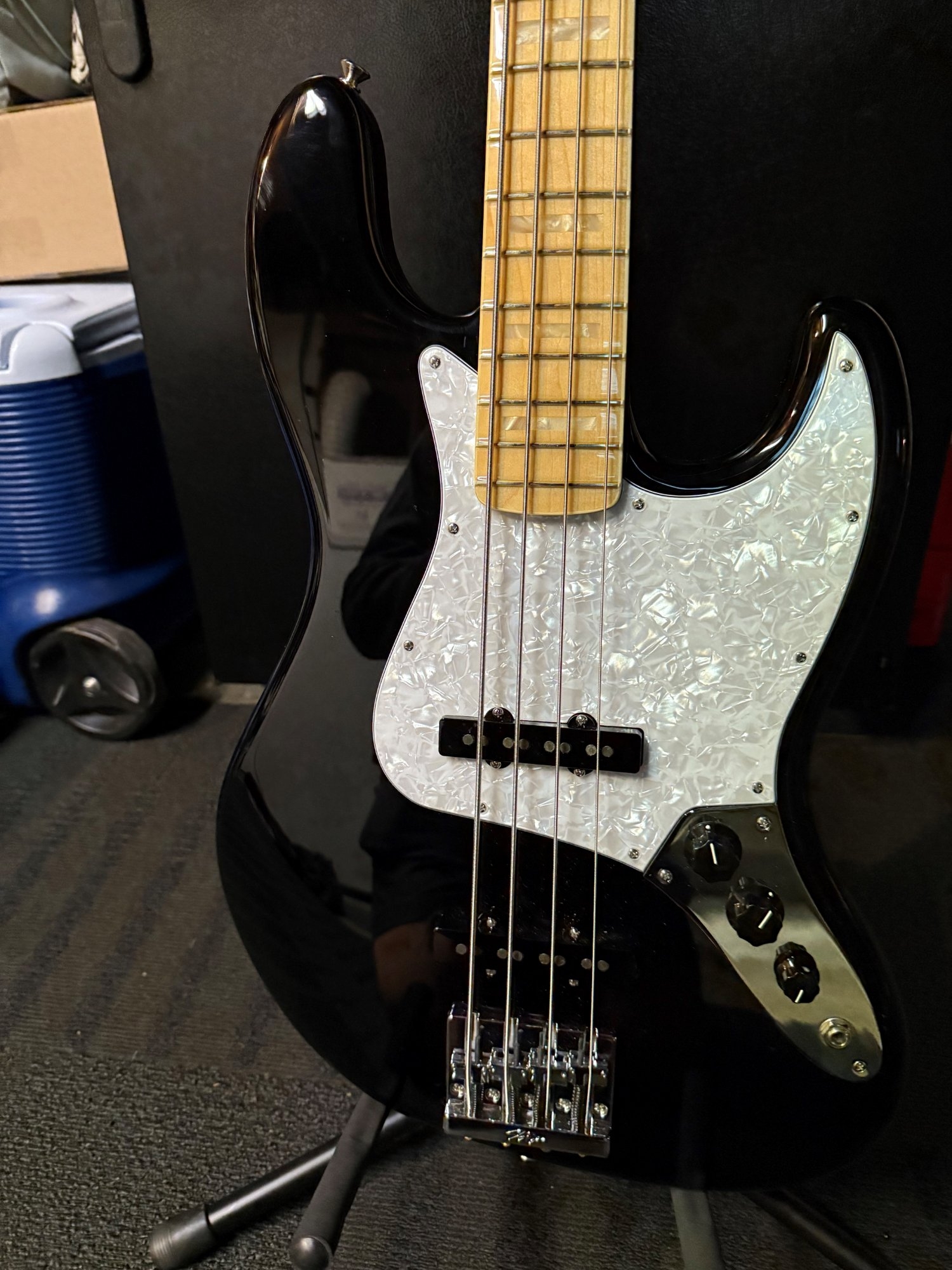 Geddy Body.jpg