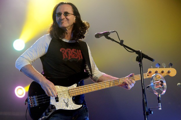 Geddy-Lee-Ethan-Miller.jpg