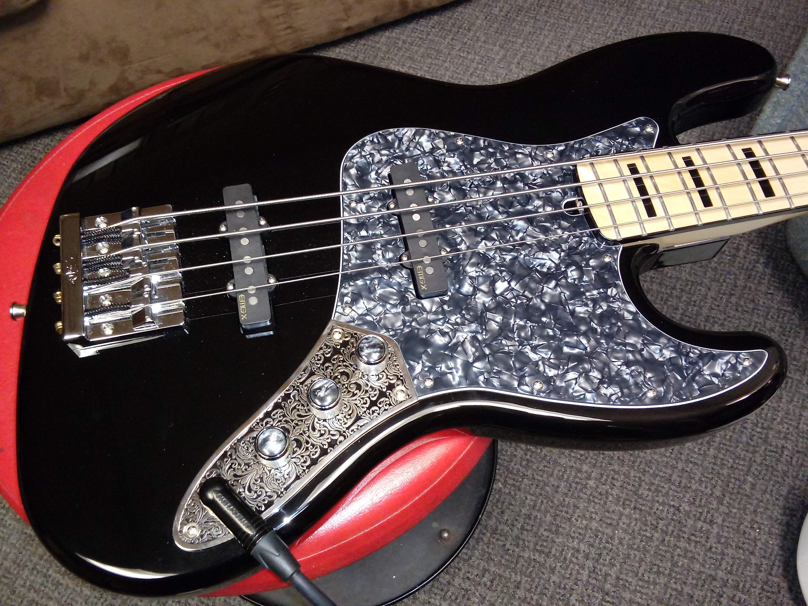 GEDDYLEE15.jpg