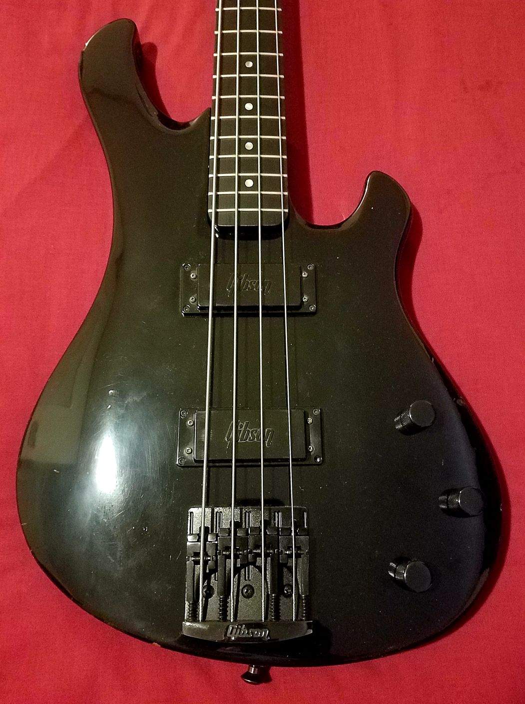 Gibson Q-80 Front (close).jpeg