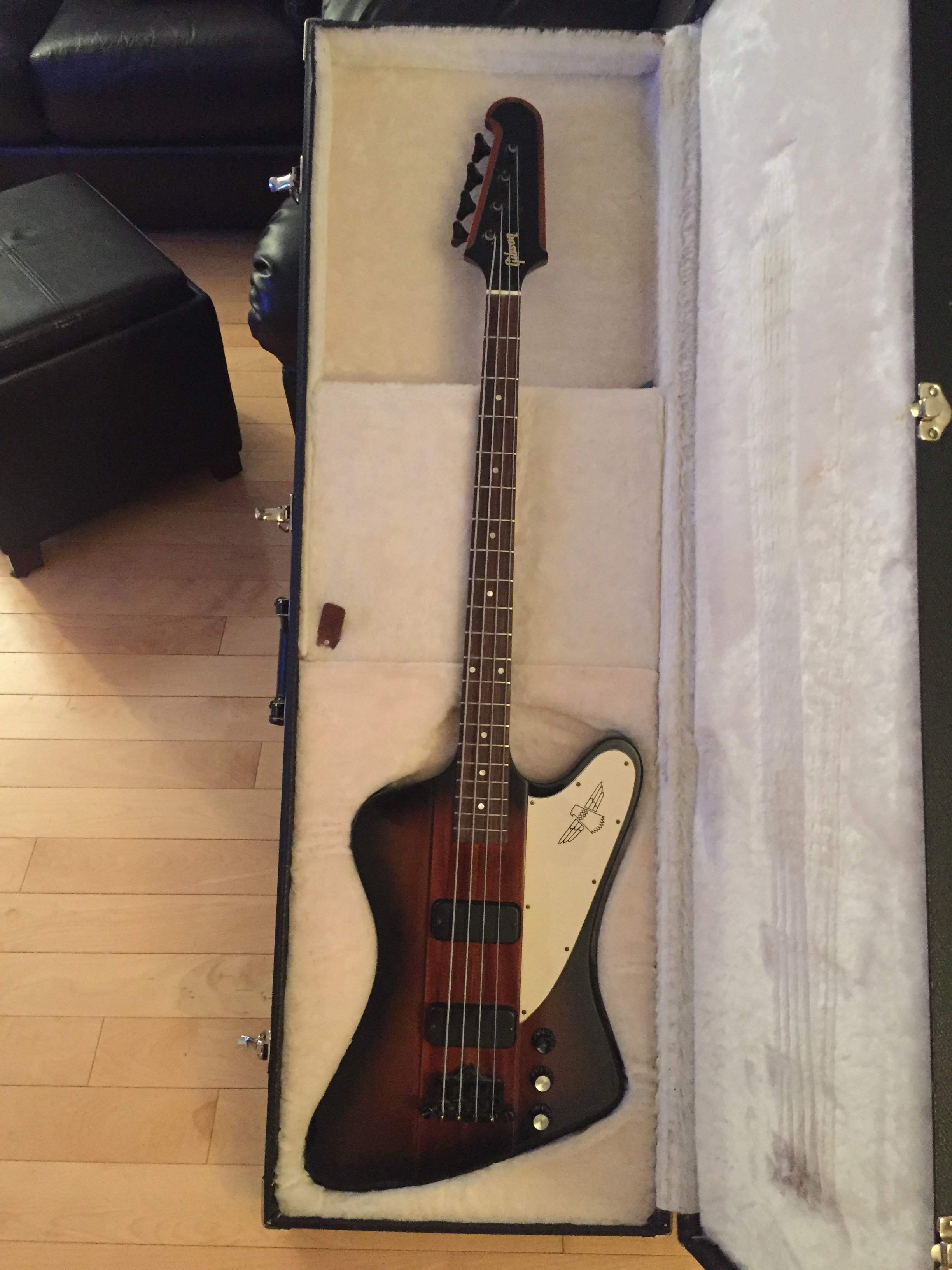 Gibson Thunderbird (1).JPG
