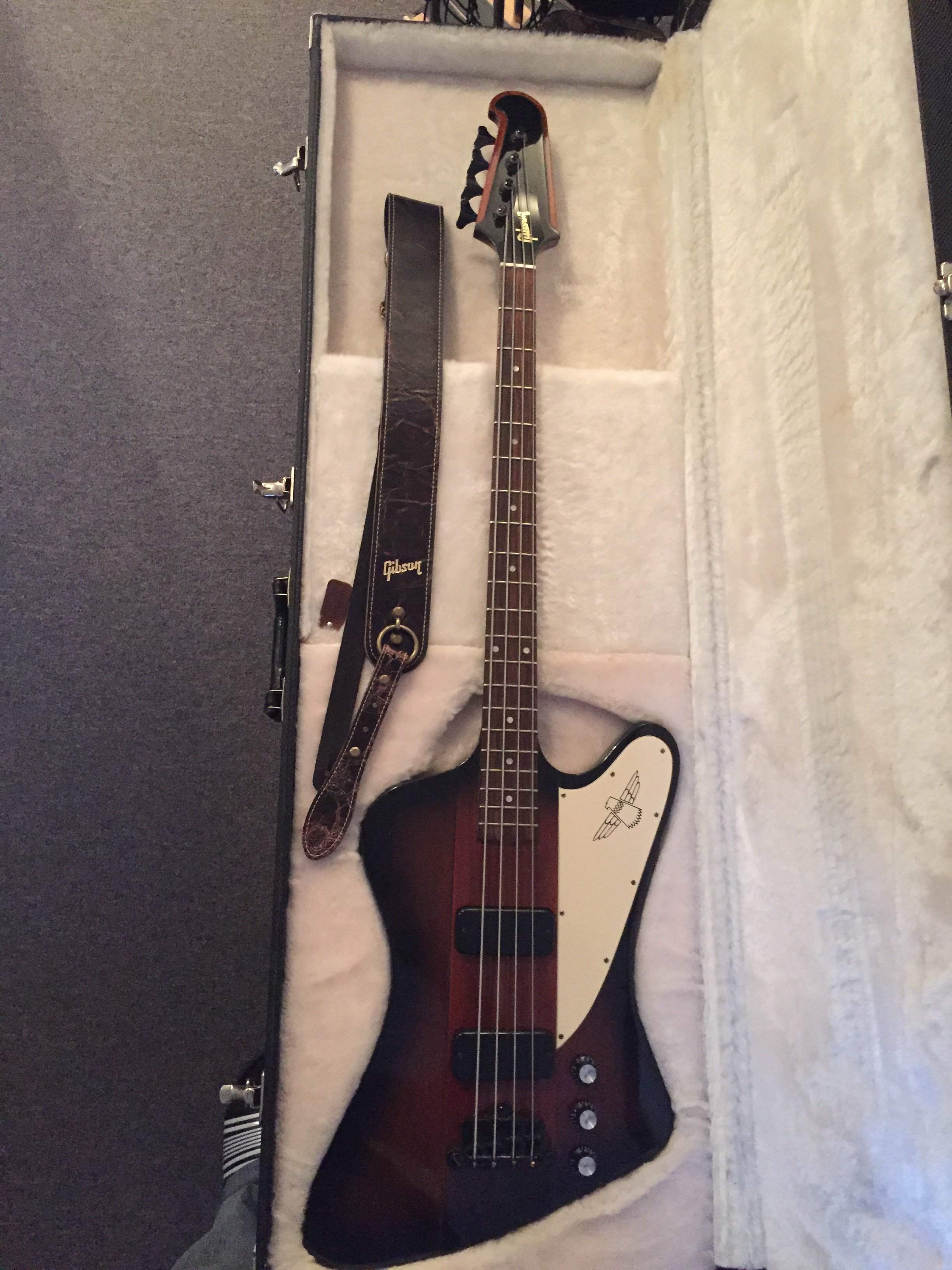 Gibson Thunderbird (5).JPG