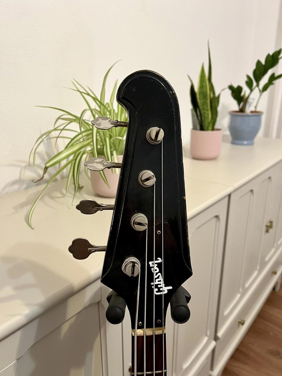 Gibson1976-2.jpg