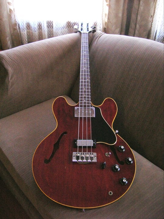 Gibson_EB-2DC.jpg
