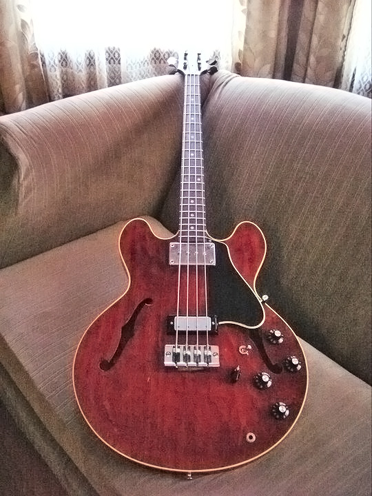 Gibson_EB2DC.jpg