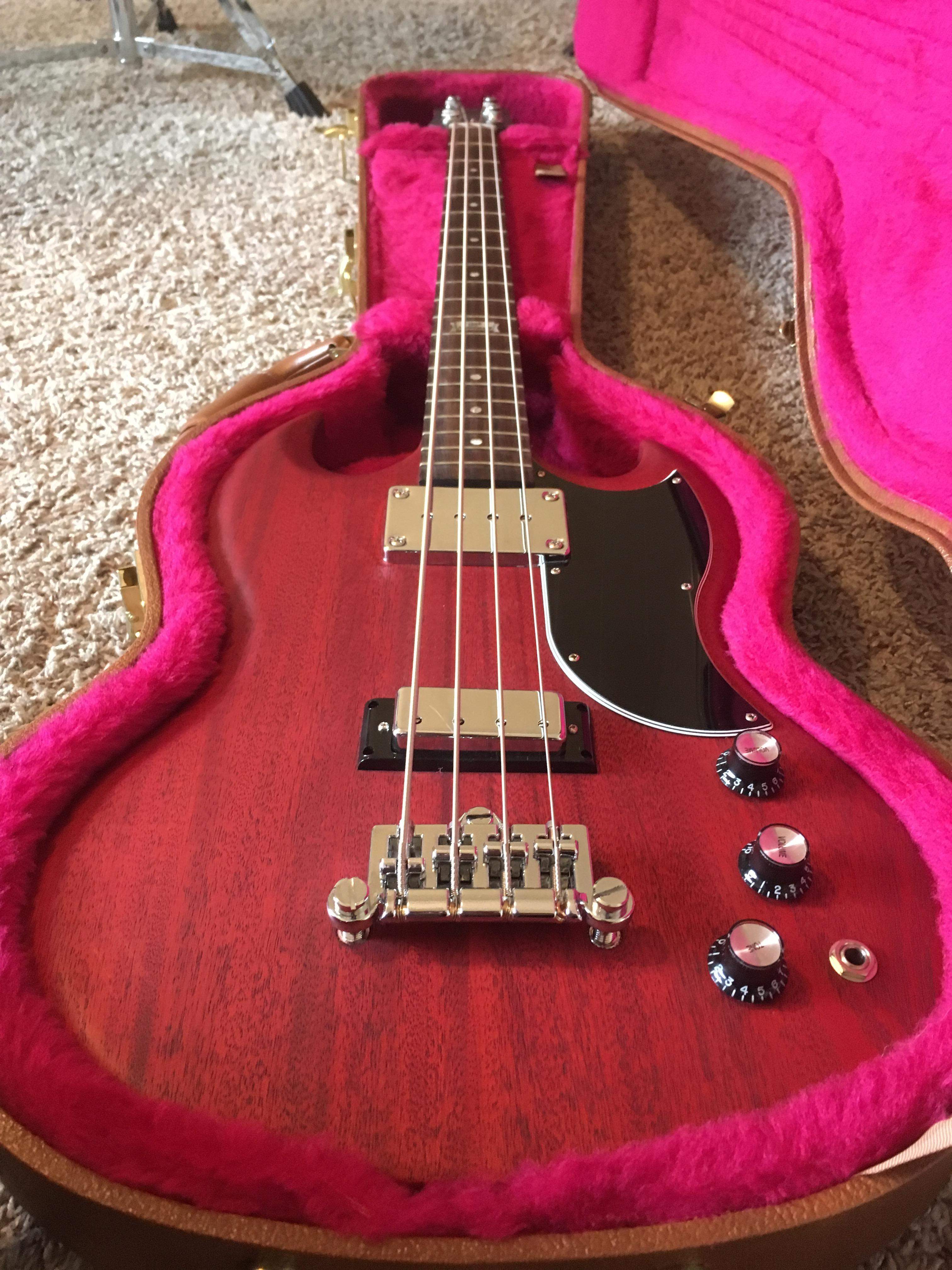 gibsonsgbass.jpg
