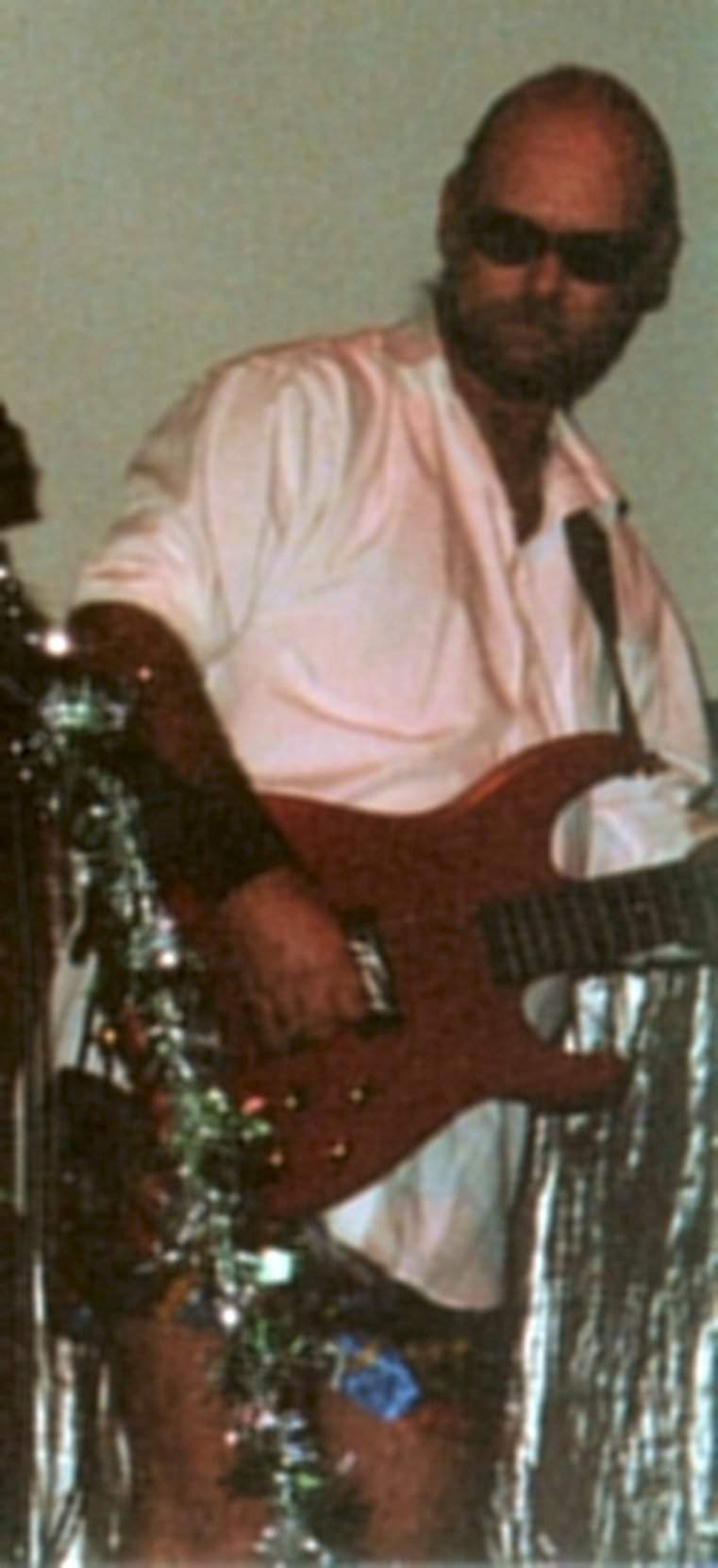GiffMrCool.jpg