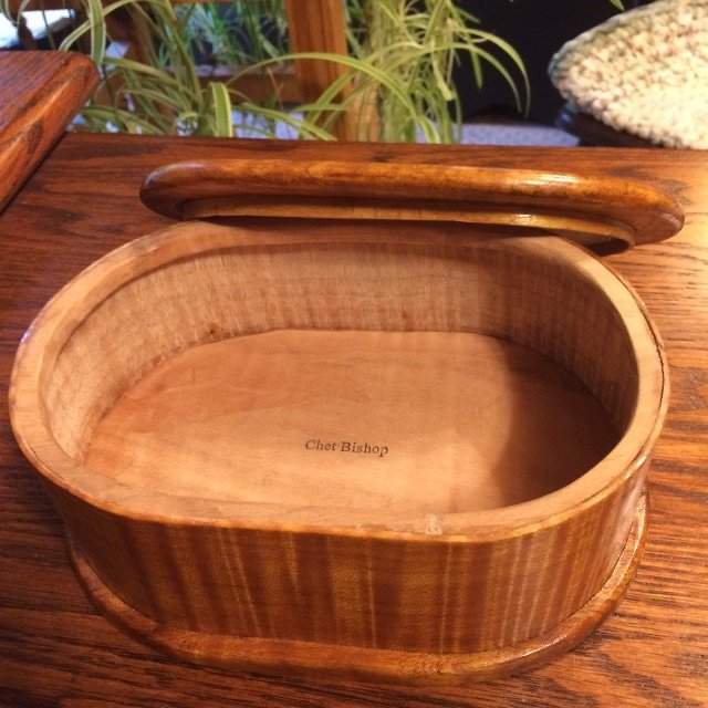 gift box 2.JPG