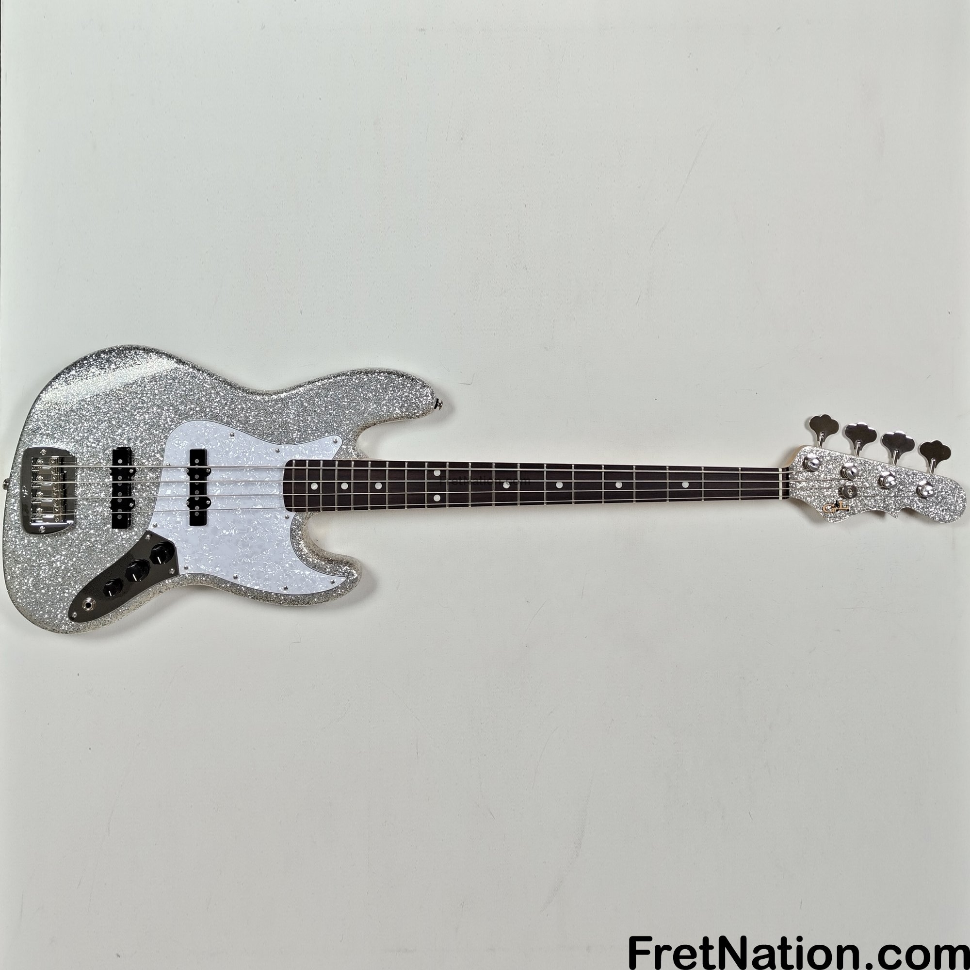 gl-jb-250530-silver-flake-09.jpg