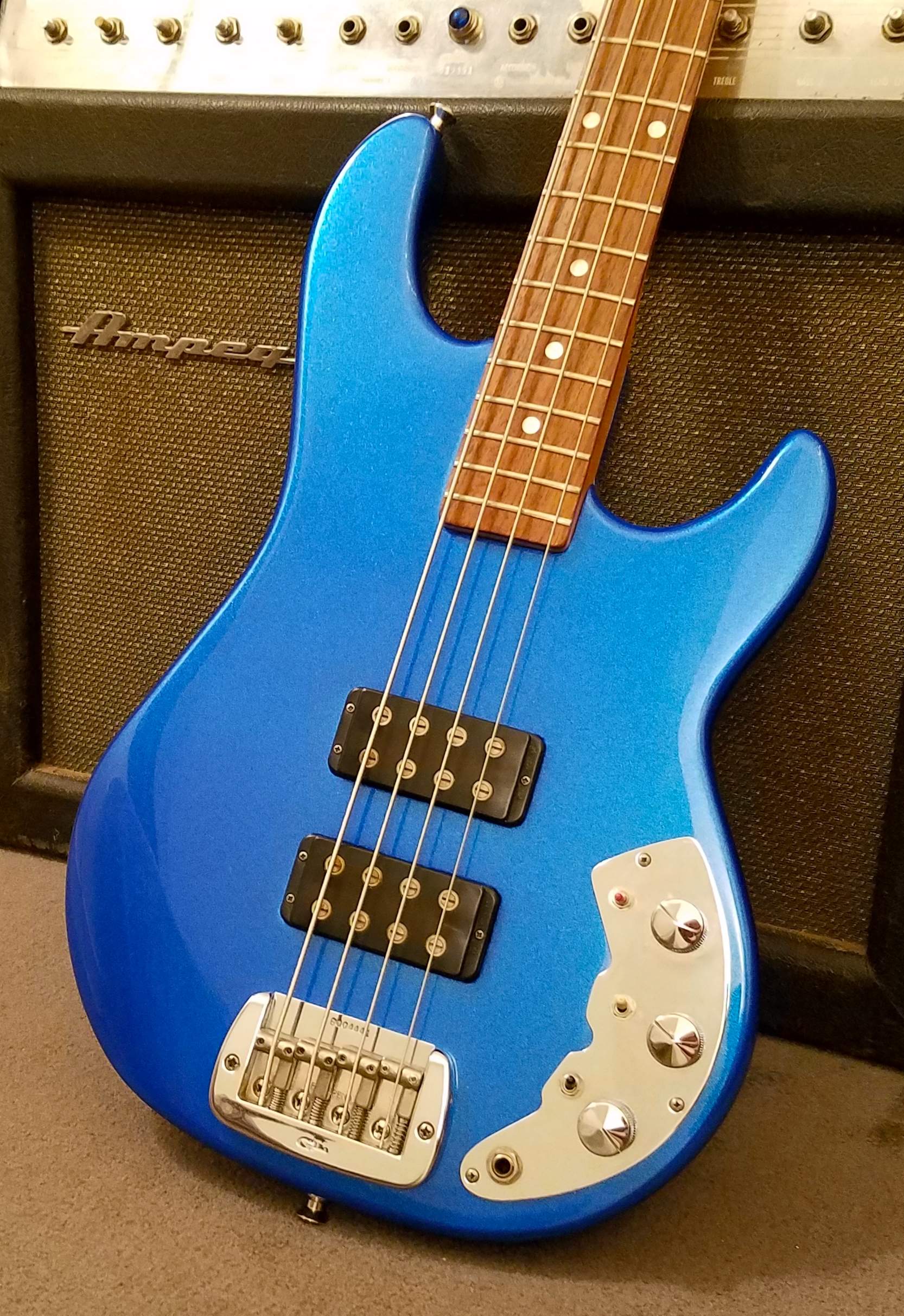 GLblue4.jpg