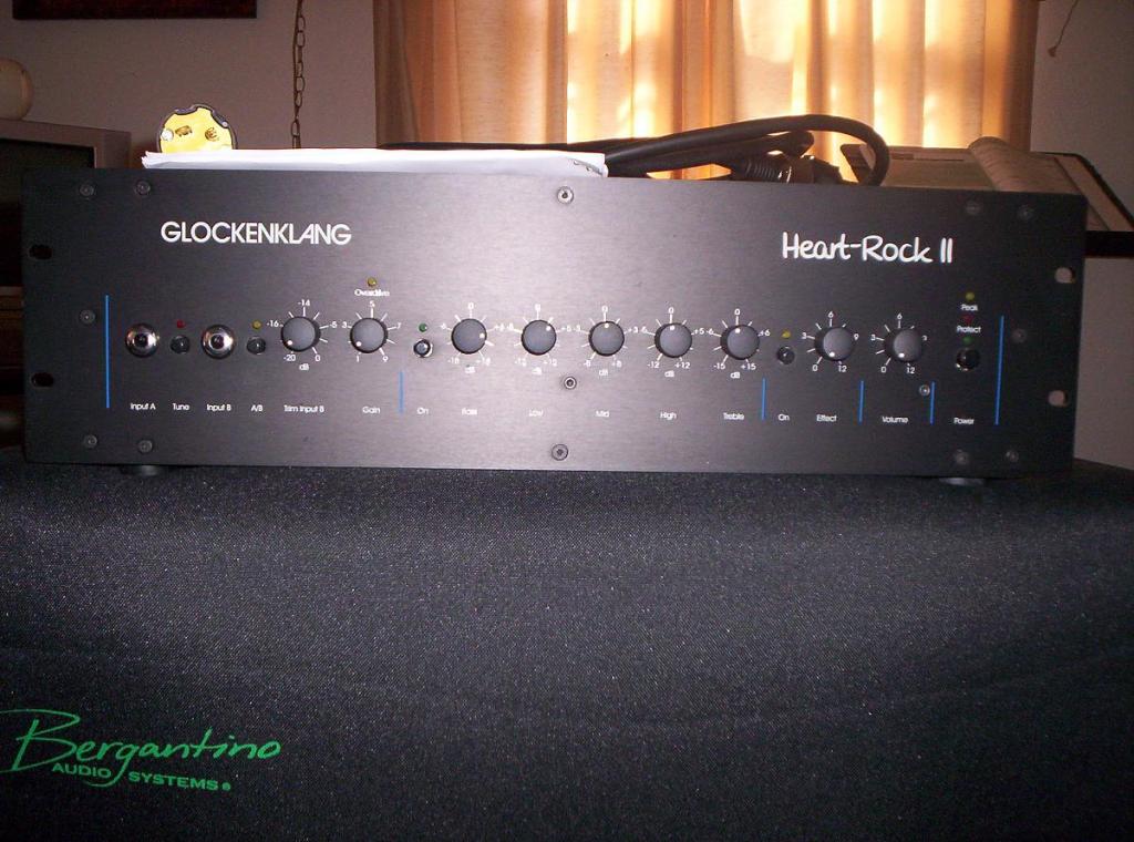 GlockenklangAmpHead001.jpg