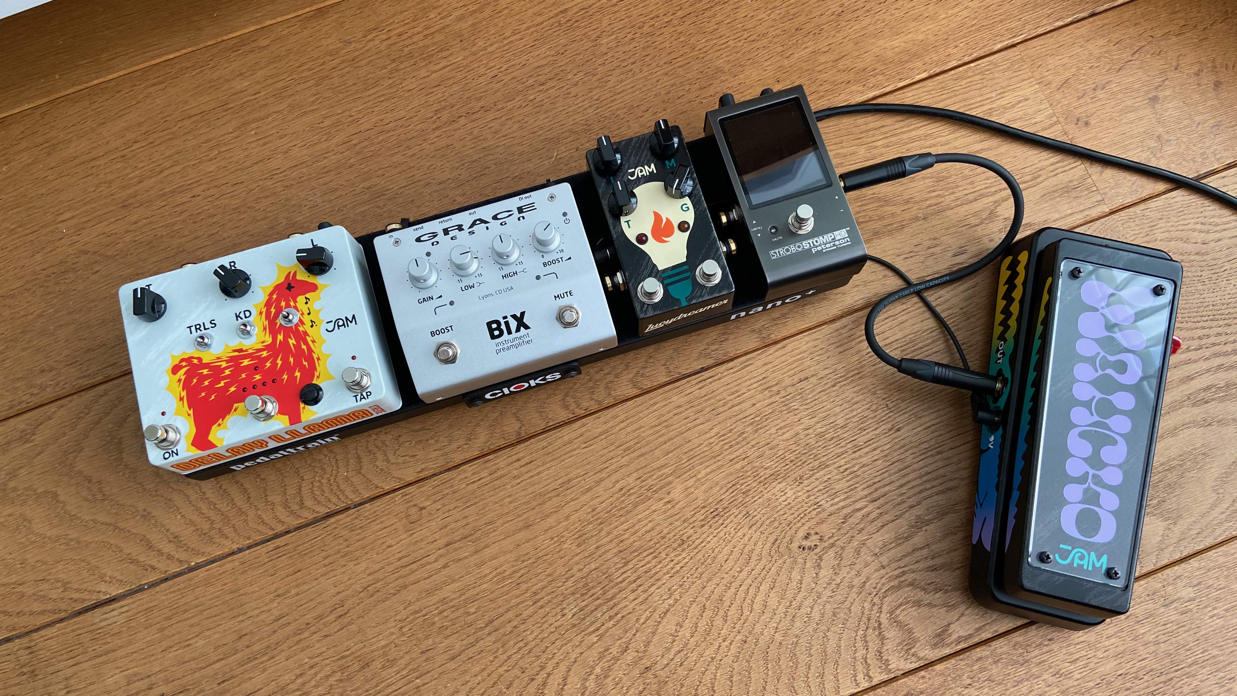 Grace Design Bix Pedal board - 31.jpeg