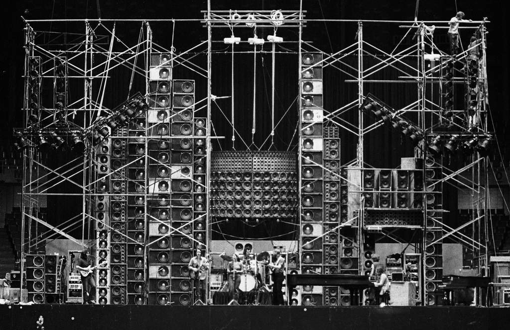 Grateful Dead-WOS 01.jpg