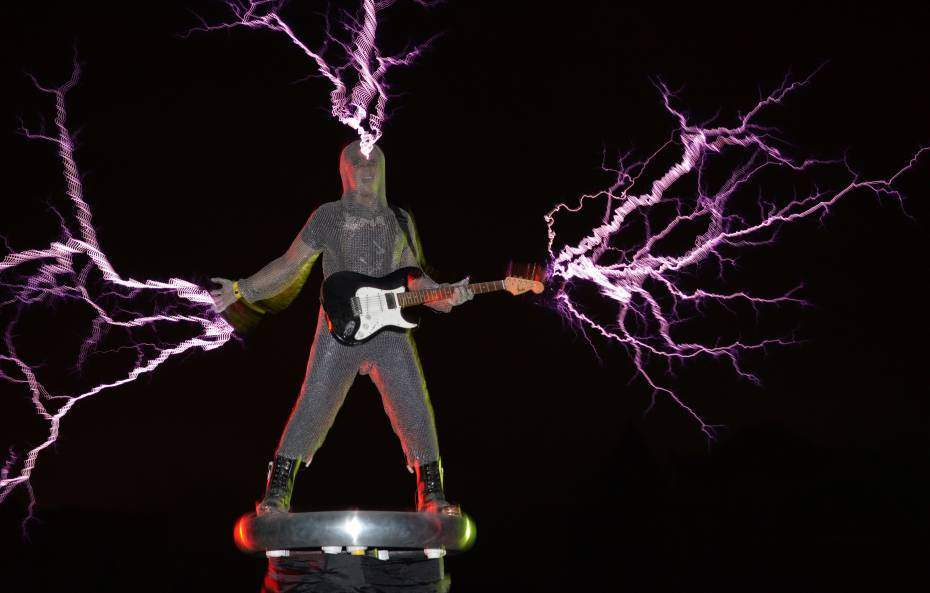 guitar electrocuted.jpg