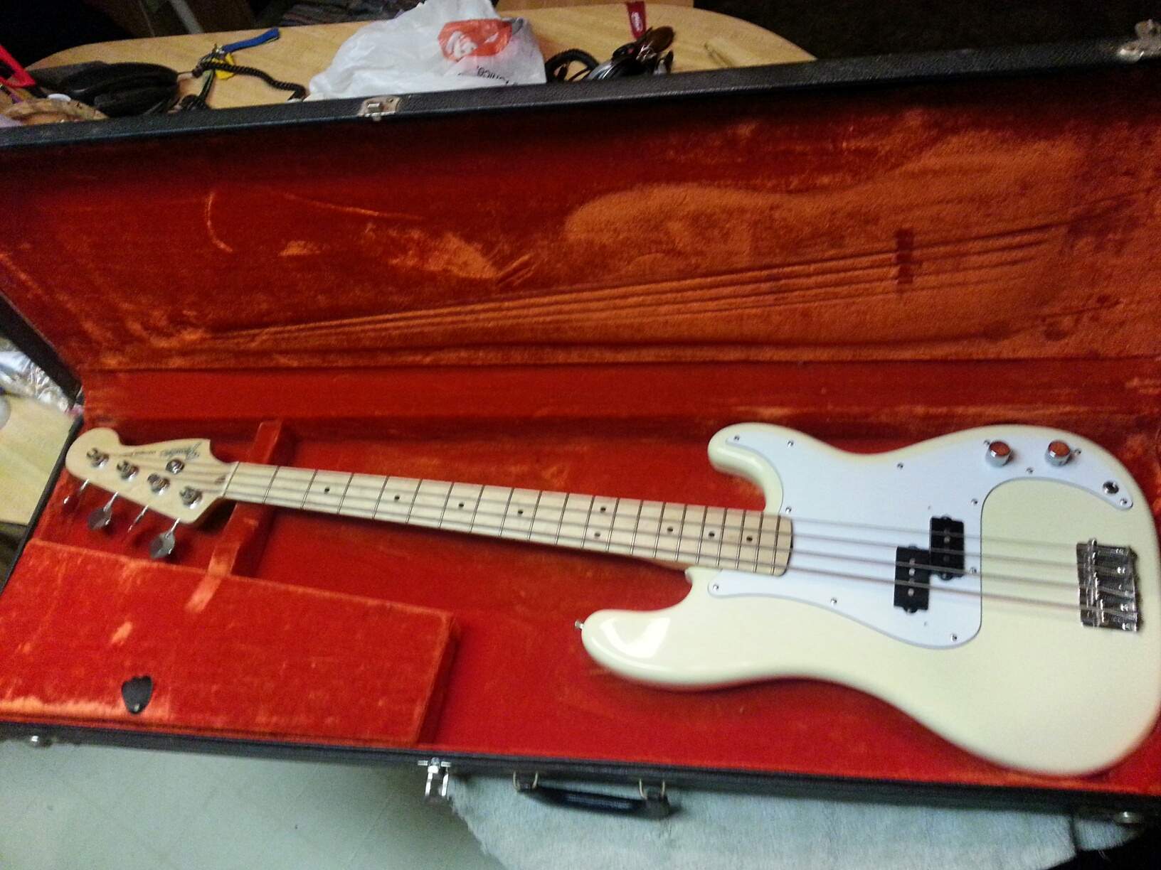 Guitar.jpg