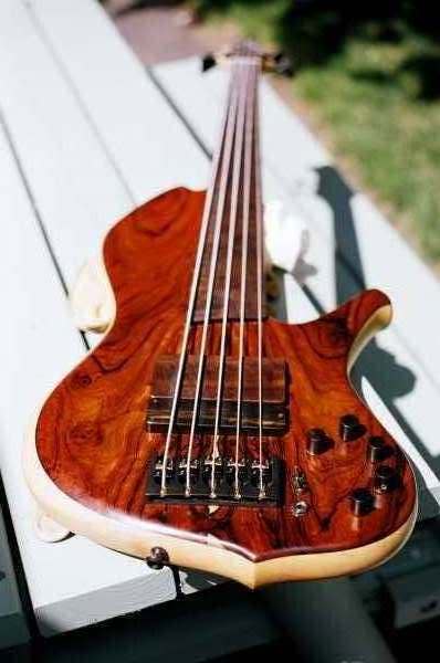 guitar1.jpg