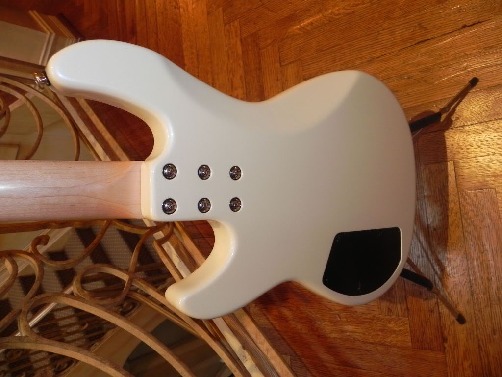 Guitars014.jpg