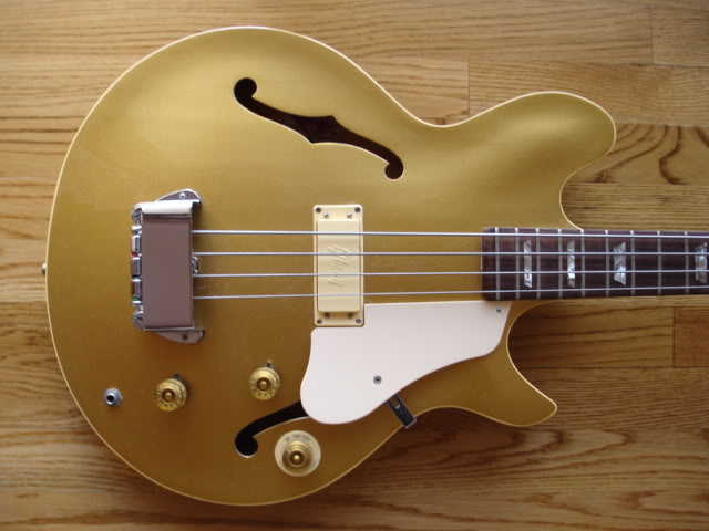 Guitars041.jpg