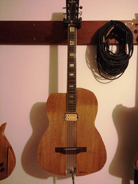 guitarshape3.jpg