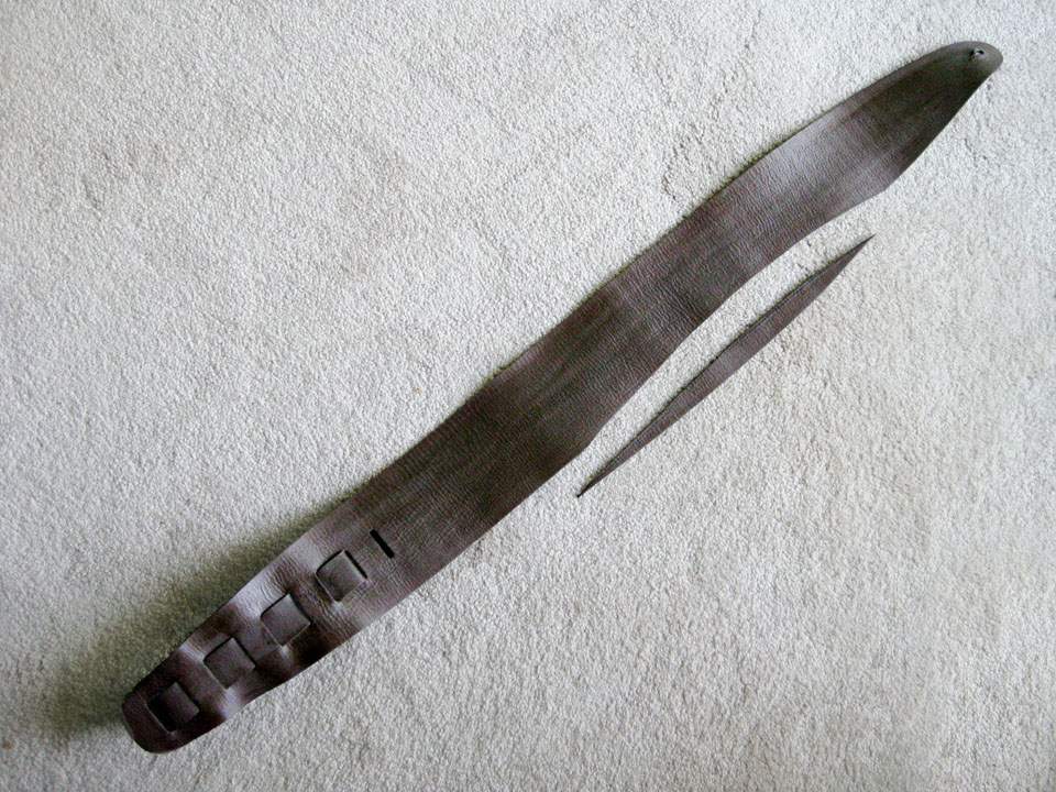 guitarstrap_cutout_sm.jpg