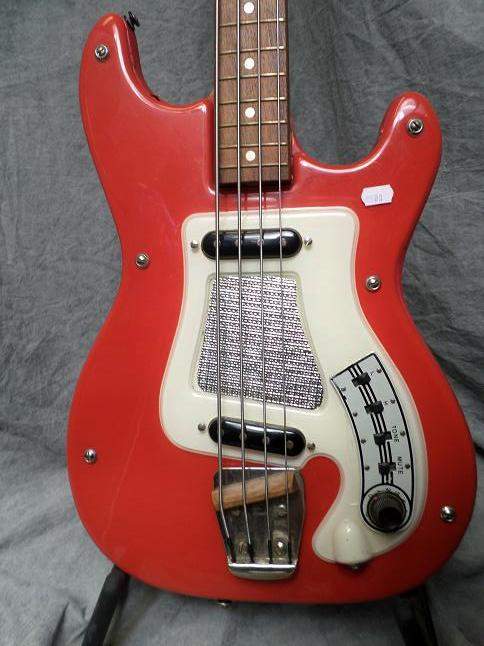 hagstrom ii.jpg