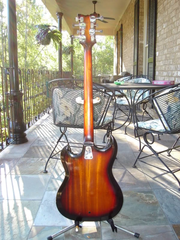 hagstrom007.jpg