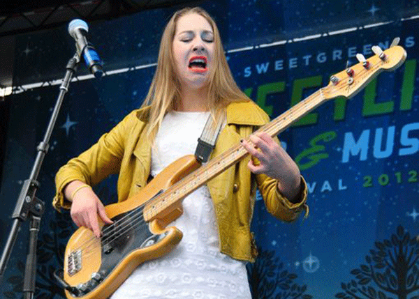 HAIM-2.gif
