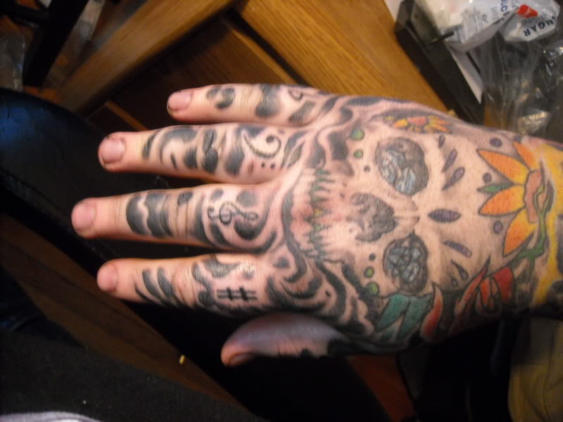 hand3012.jpg