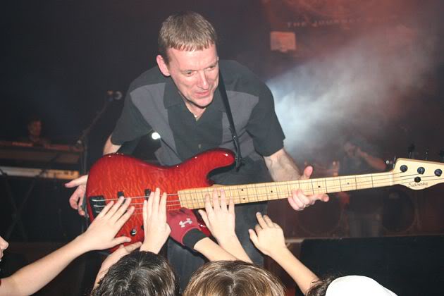handsonbass.jpg