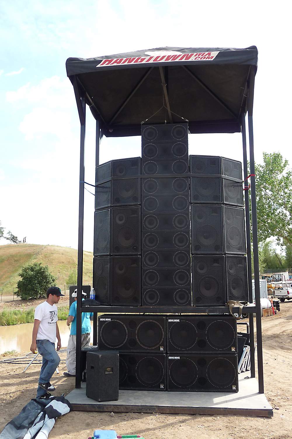 Hangtown-01.jpg