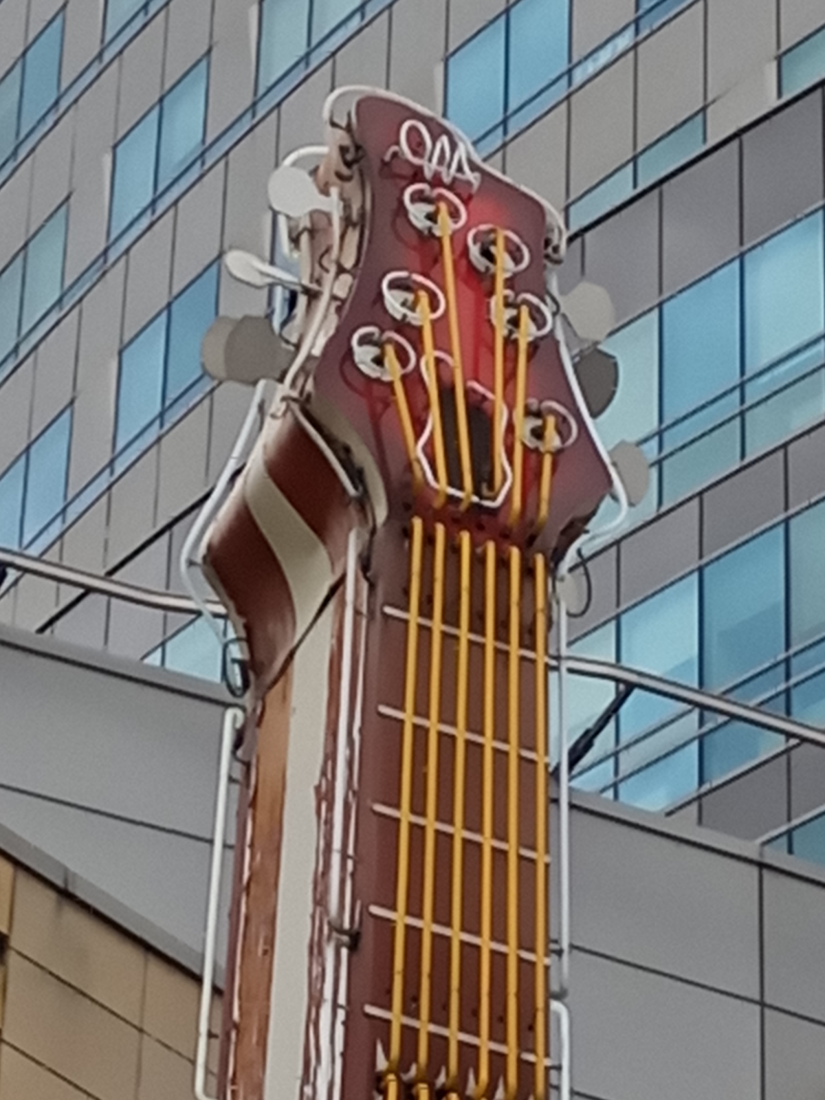Hard Rock Cafe M red.jpg
