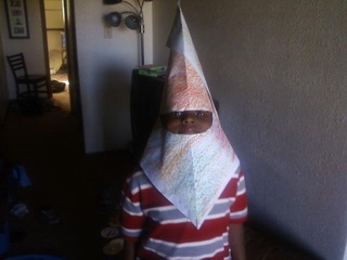 hat_at_school_20101005214137_320_240.jpg