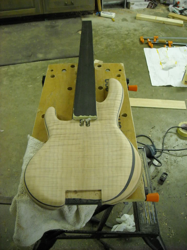 Headless3-18-09005.jpg