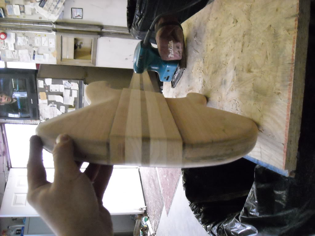 Headless3-8-09005.jpg