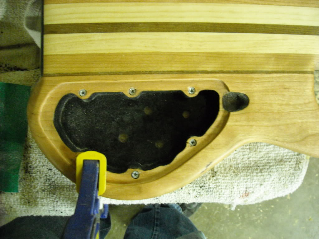 Headless4-1-09004.jpg
