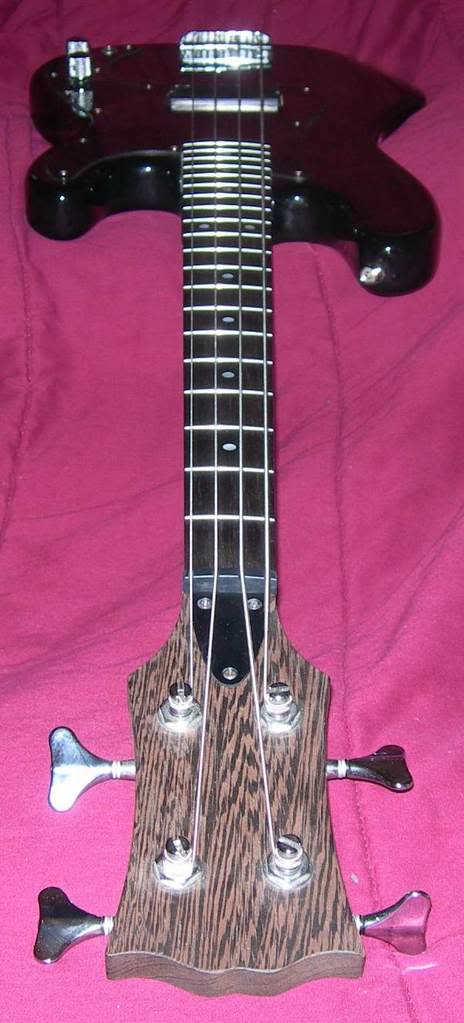 Headstock-1.jpg