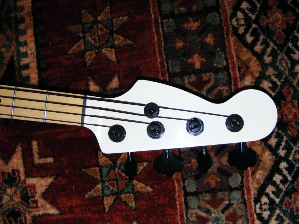 Headstock-1.jpg