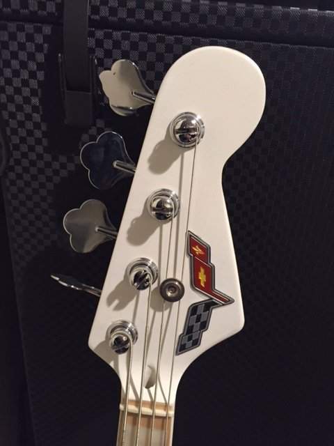 Headstock - Corvette.JPG