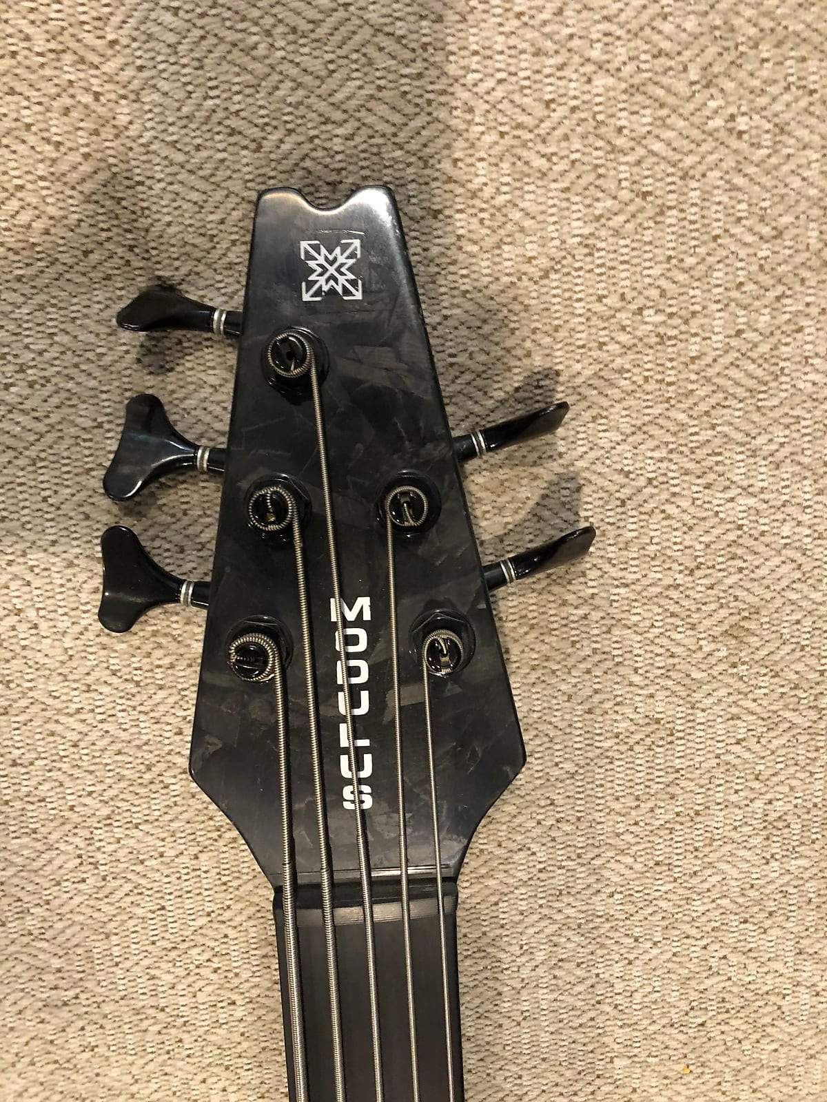 Headstock front.jpg