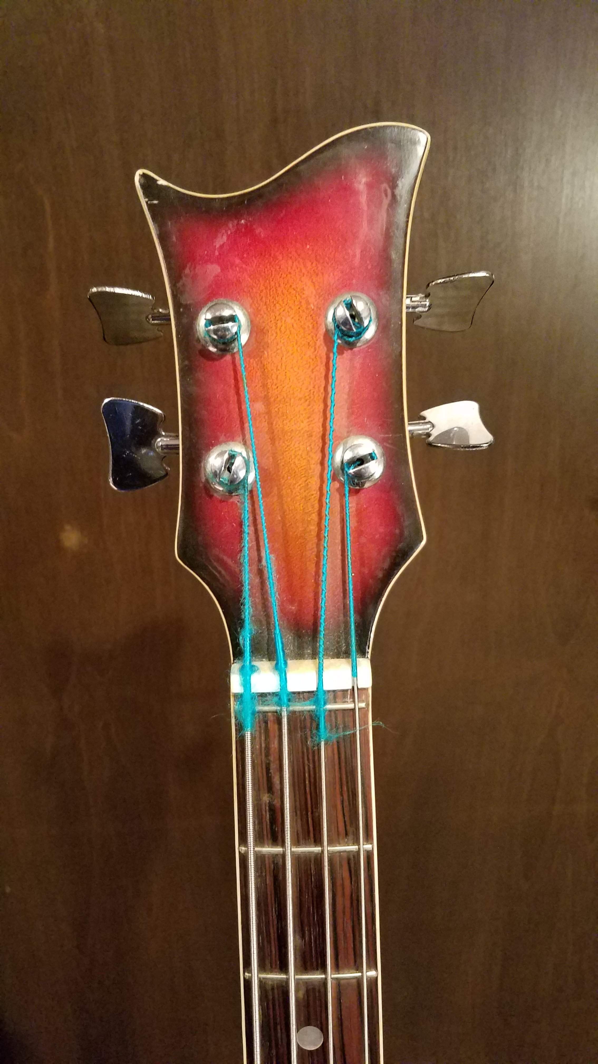 Headstock.jpg