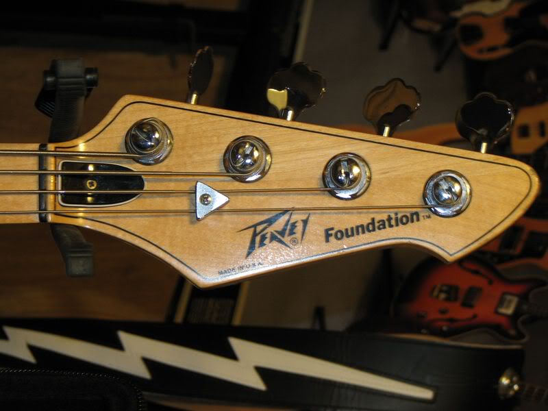 Headstock.jpg