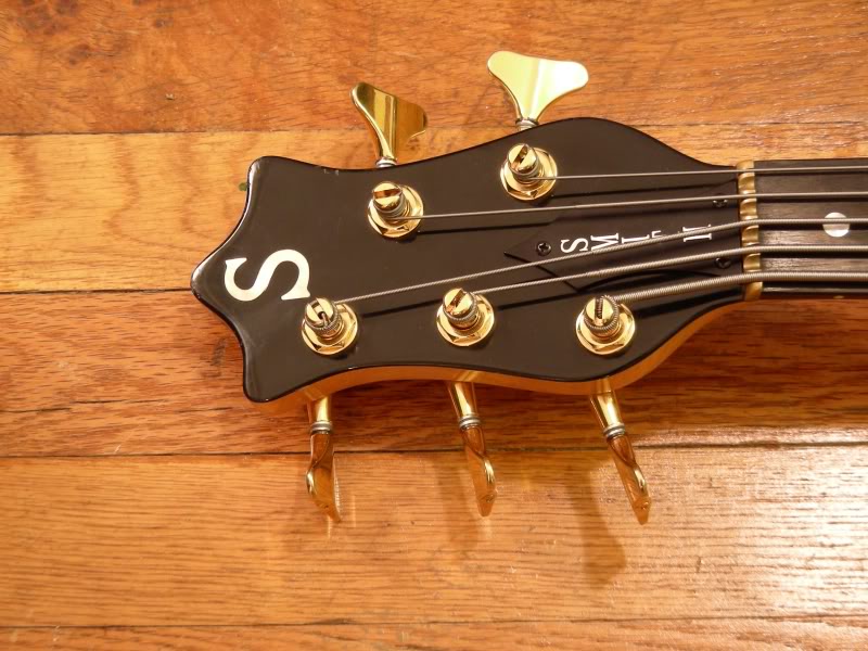 headstock.jpg
