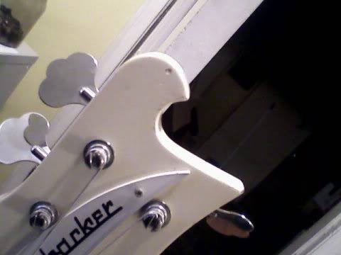 Headstock.jpg
