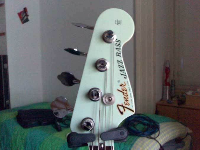 headstock.jpg