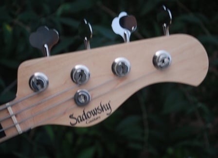 Headstock.jpg