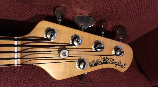 headstock.jpg