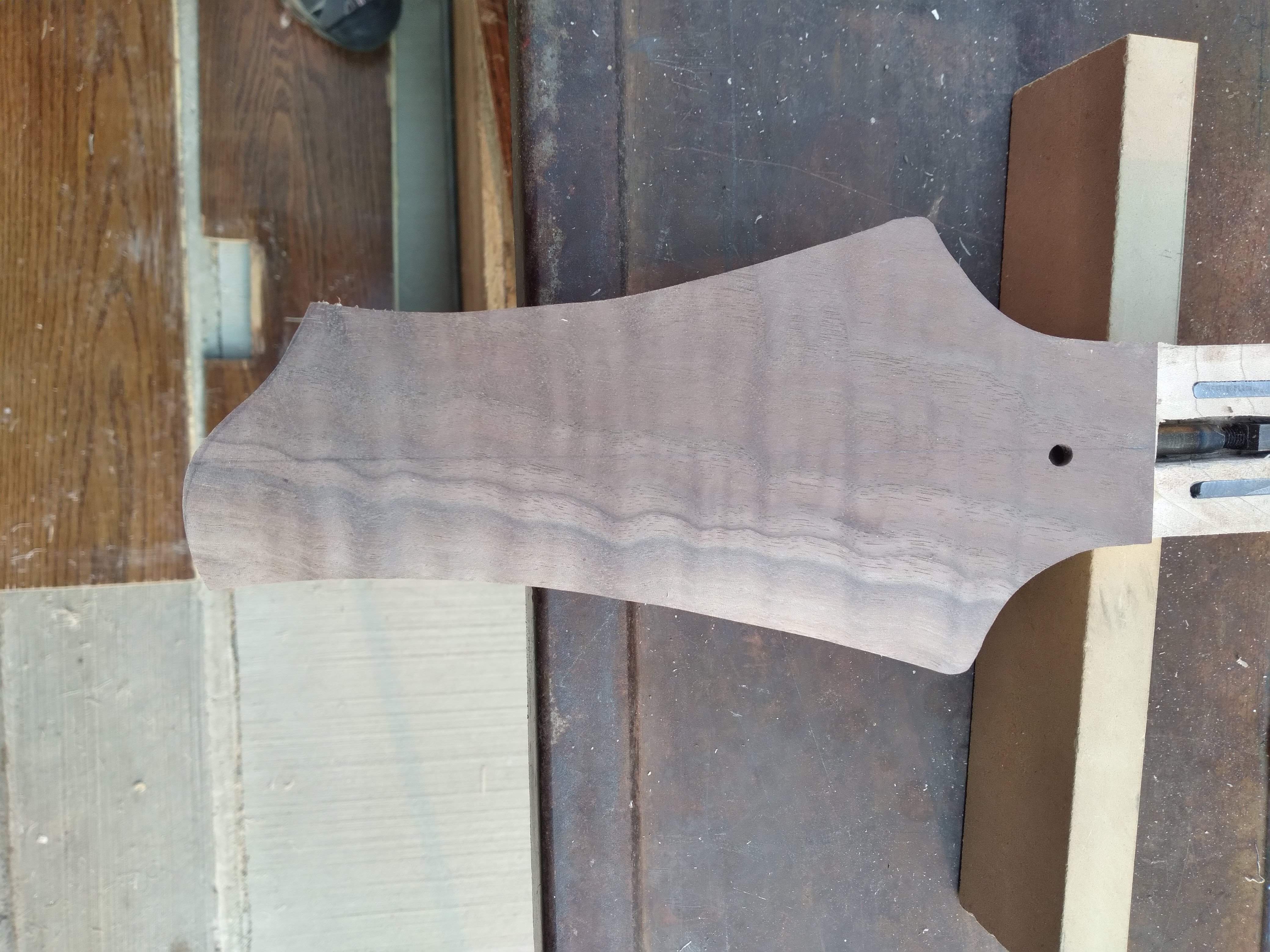 headstock.jpg